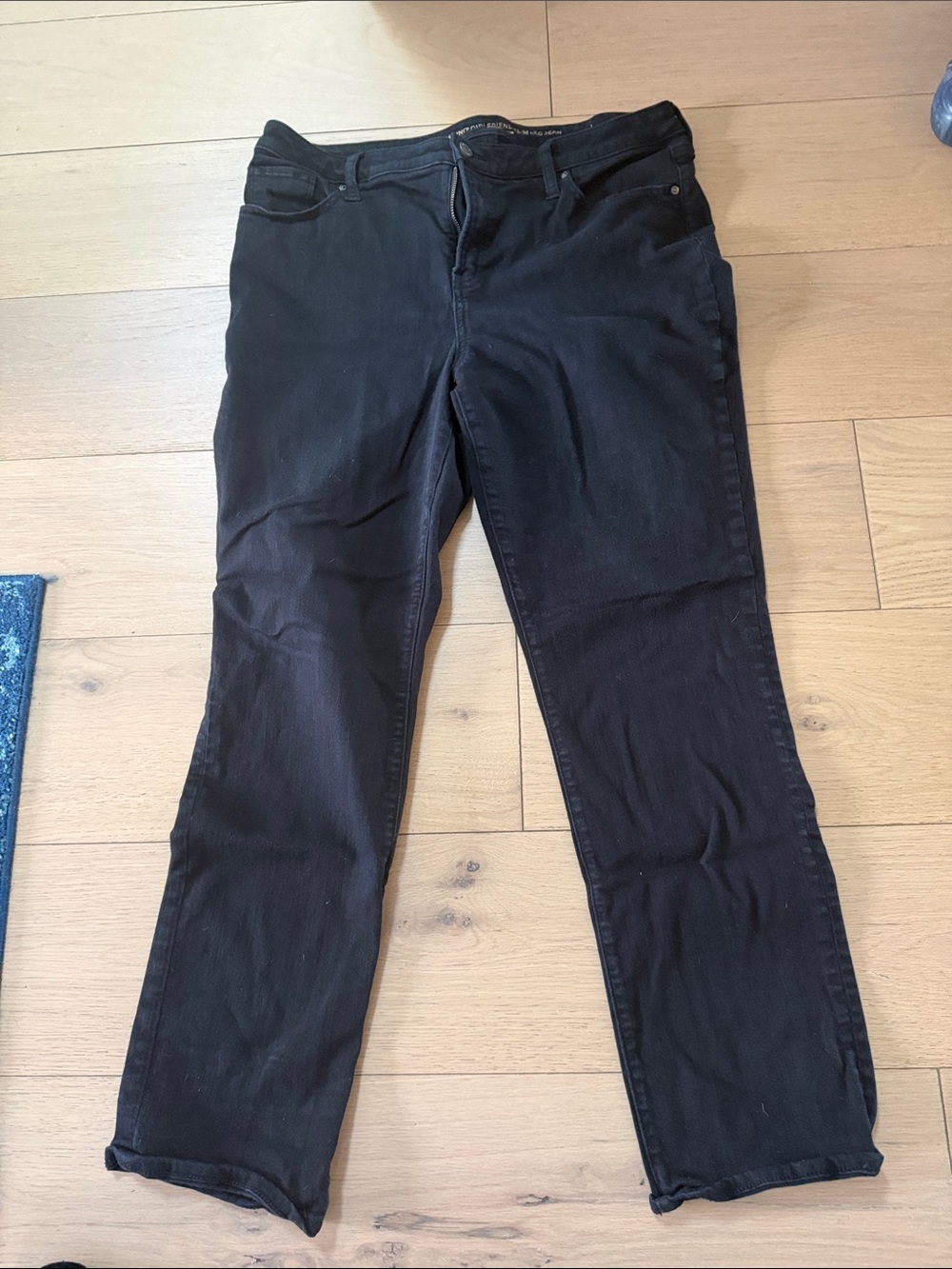 Chico's Straight Leg Jeans in Black